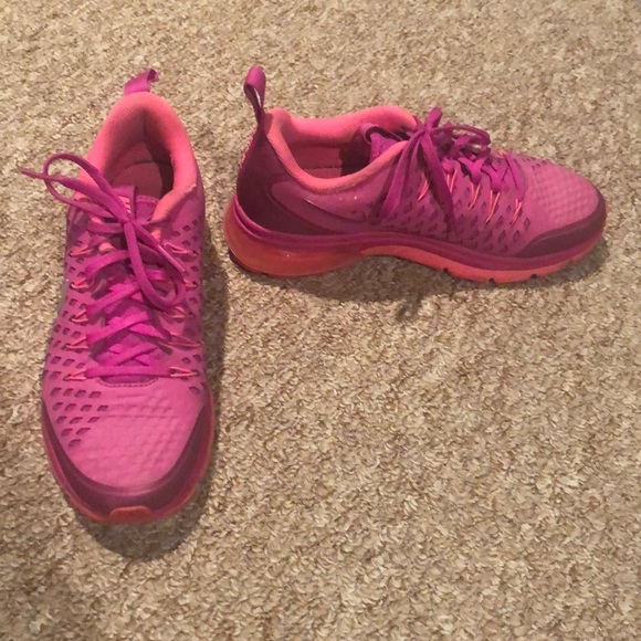 Nike Shoes - Pink Nike Tennis Shoes